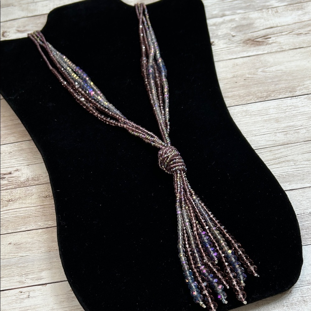Elegant Crystal and glass Beaded Necklace